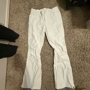 Roxy’s Women Snowboard Backyard Pants